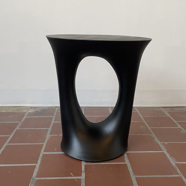 Kreten Side Table - Short / Black - Floor Model