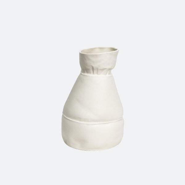 Kawa 16 Luft Tanaka modern leather cast porcelain vase