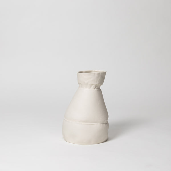 Kawa 16 Luft Tanaka porcelain vase
