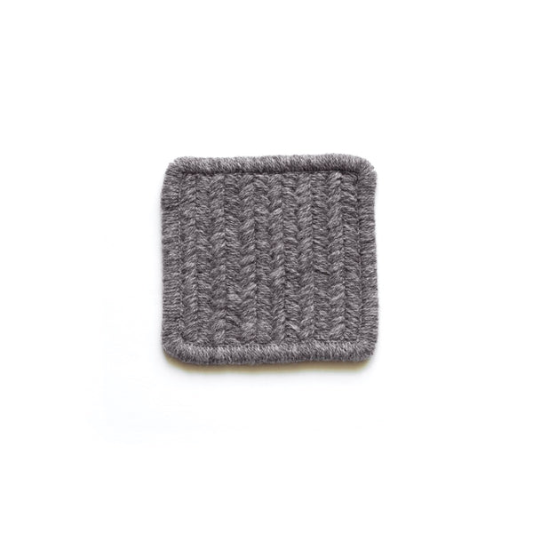 Riff Rug, Dark Grey Swatch