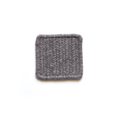 Riff Rug, Dark Grey Swatch